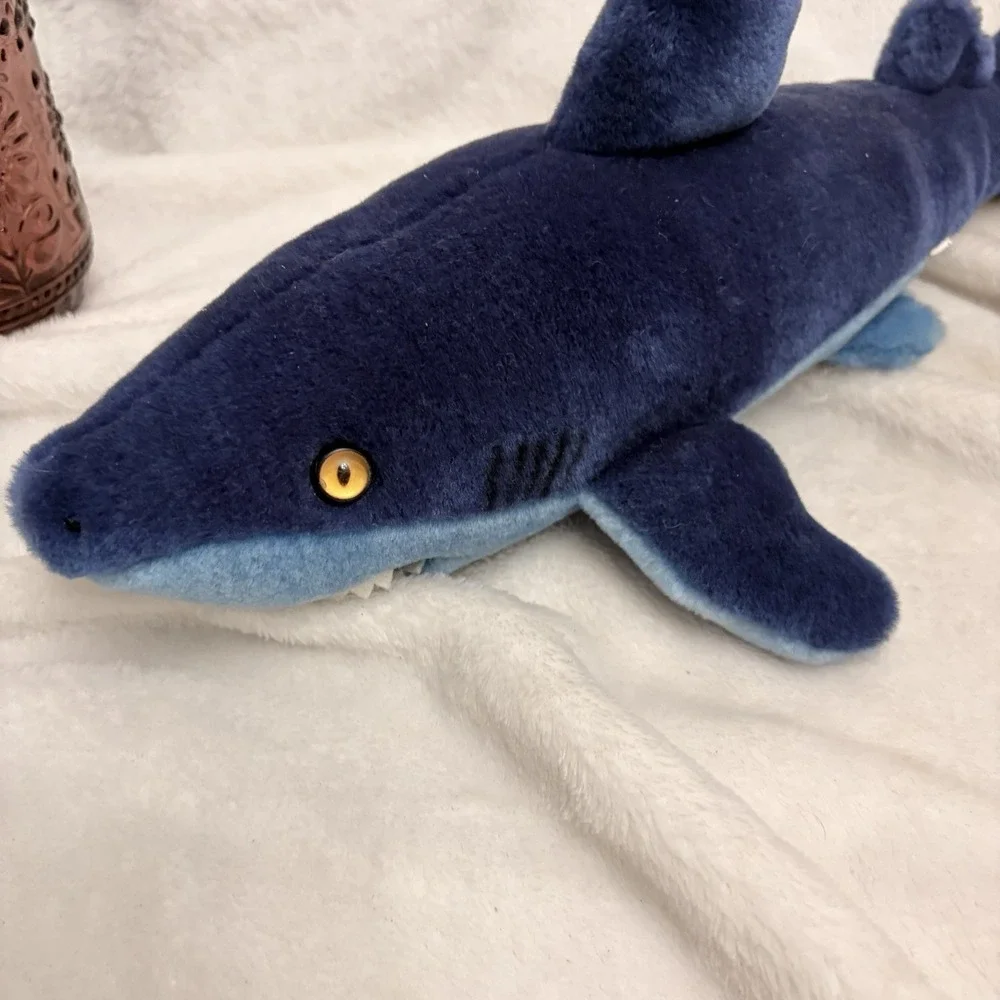 Realistic Mako Shark Plush Stuffed Realistic Plastic Eyes‎ Stitched Gills No Tag